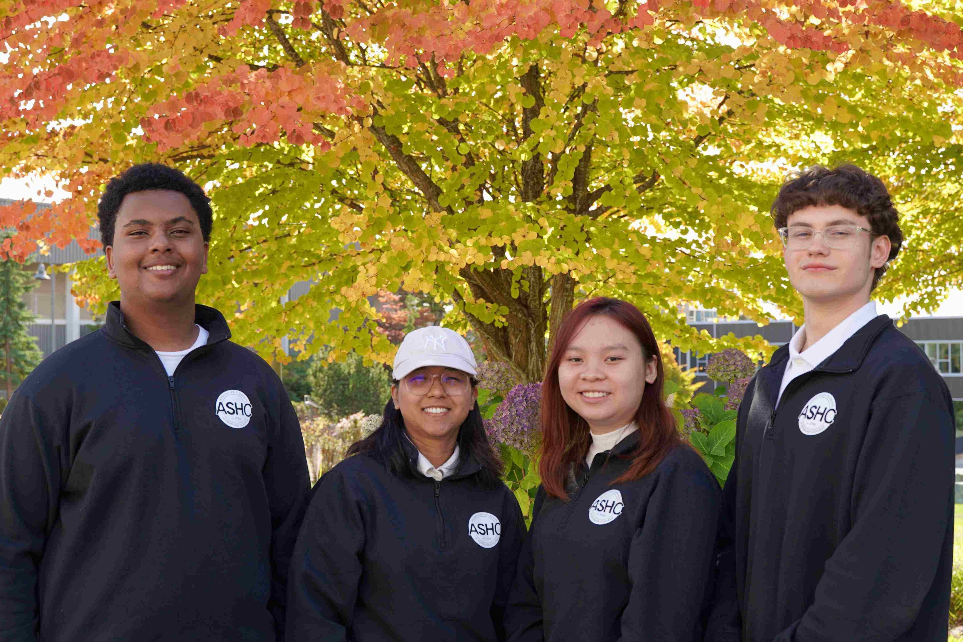 Group photo of the ASHC members.